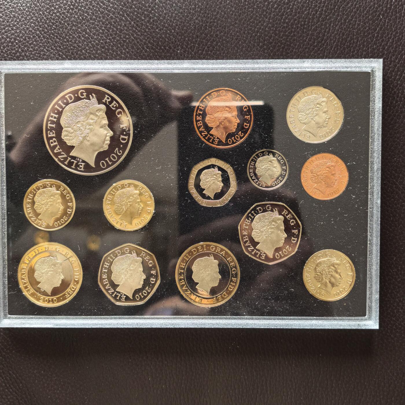 道一币馆币章第一百七十四场 原盒证 英国2010年精制套币全套十二枚