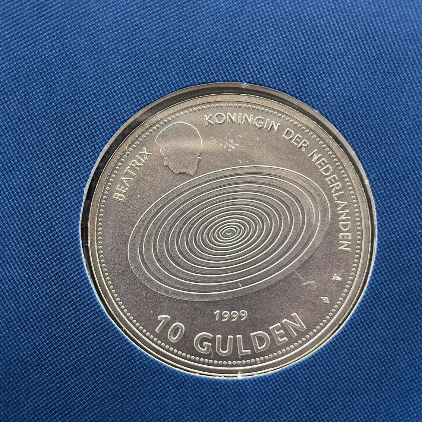 道一币馆币章第一百七十四场 原包装 荷兰1999年跨越千禧年10盾银币