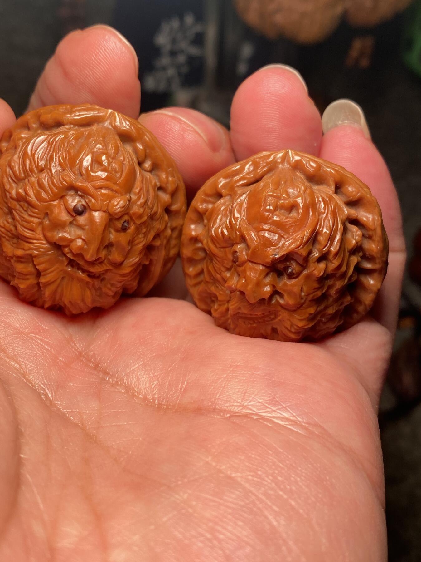 捡漏苏州非物质文化遗产，核雕艺术老苏工 福利苏工核雕，纯手工雕刻,核桃老苏工钟馗百态个性十足，等待有缘人，市场无同款，尺寸3。58喜欢的来