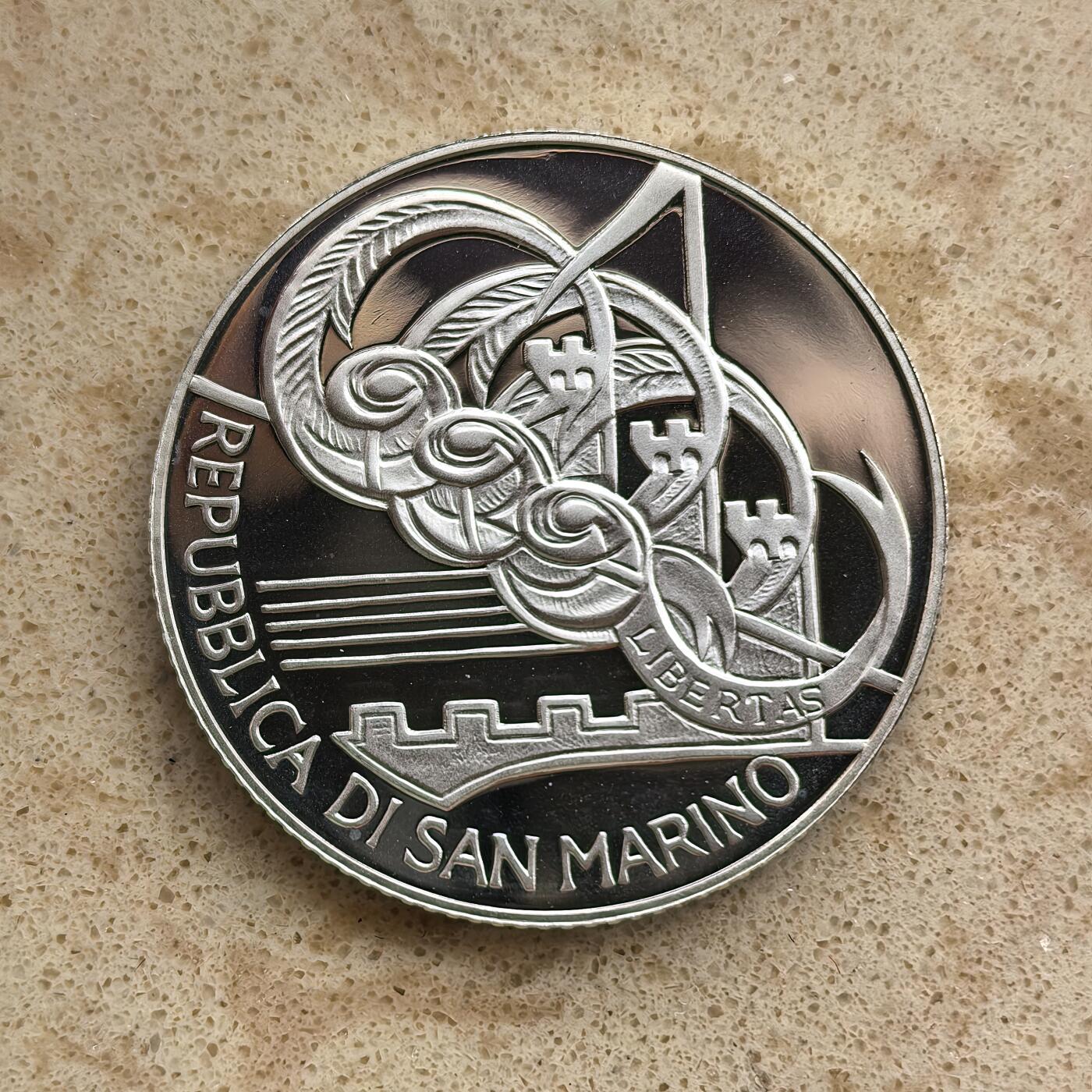 道一币馆币章第一百七十四场 原盒证 圣马力诺2007年诗人乔苏·卡杜奇逝世百年10欧元银币