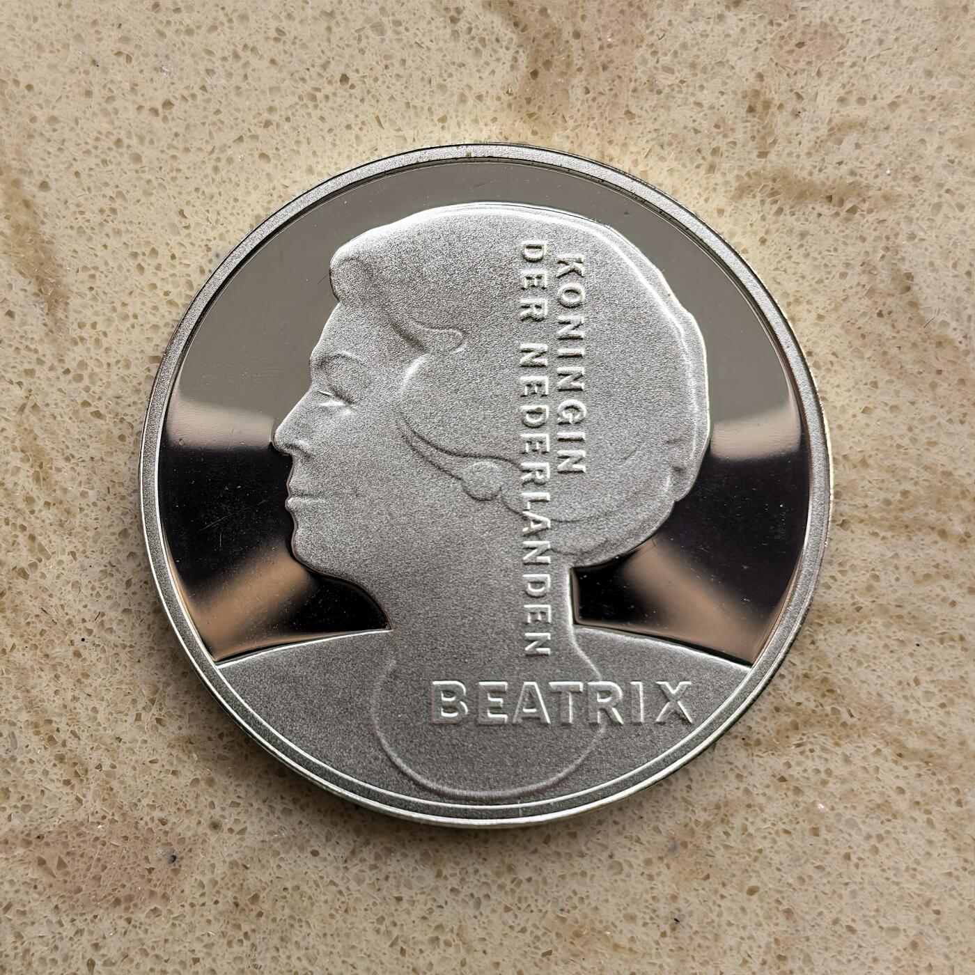 道一币馆币章第一百七十四场 原盒证 荷兰1996年鲁特琴演奏家扬斯丁10盾精制银币