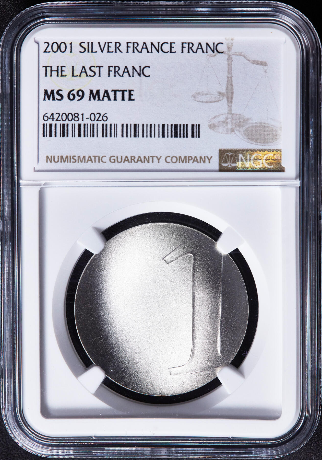 【俄甄集藏】满园春色-2026年(051)04-22星期三 晚 19:30 全场包邮 法国2001年“最后的法郎”1法郎磨砂波浪形银币，NGC MS69 MATTE，经典获奖币（克劳斯2003年度最佳创意币、最佳硬币），高分难得，98%银，17.8克，发行量49838枚
