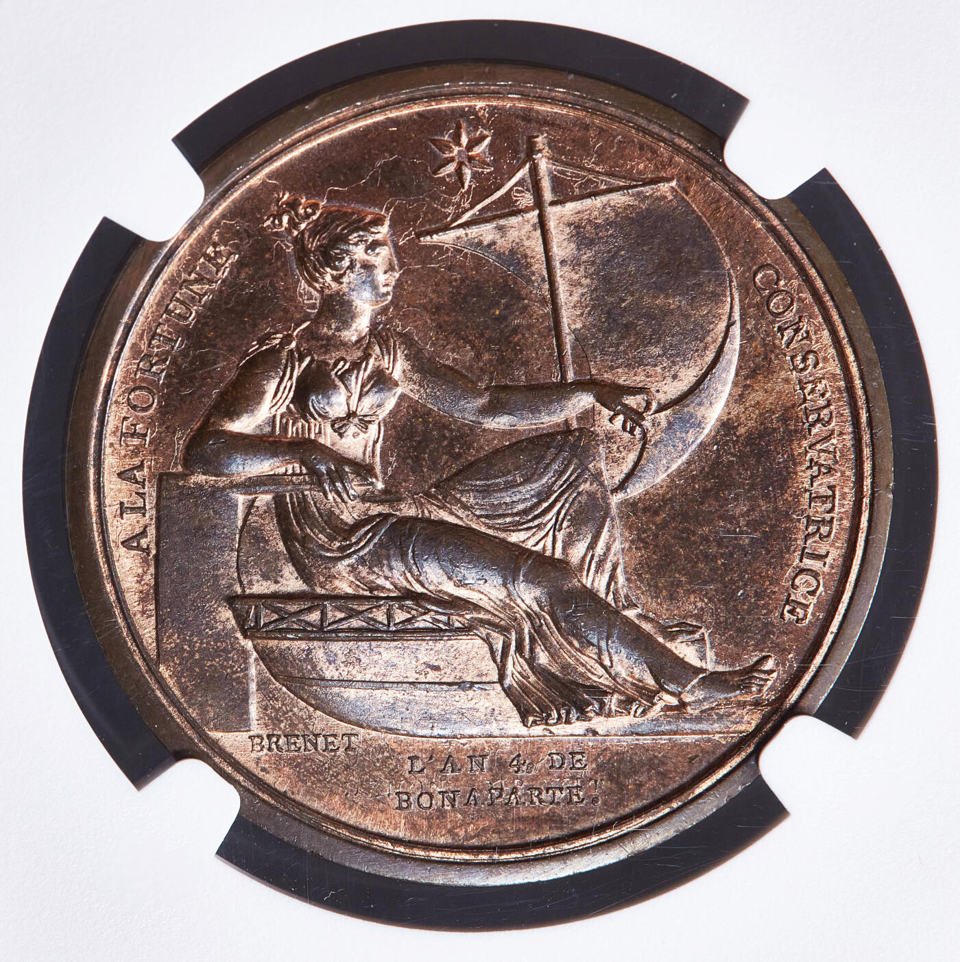 【俄甄集藏】满园春色-2026年(051)04-22星期三 晚 19:30 全场包邮 法国拿破仑帝国1803年纪念刺杀国王失败铜章，NGC UNCD，背面命运女神福尔图娜操纵船桨，发行背景：1802年英国曾鼓动法国将领莫罗刺杀拿破仑，被拿破仑察觉，并开始大举抓捕保皇党‌，稀有品种，原铜光