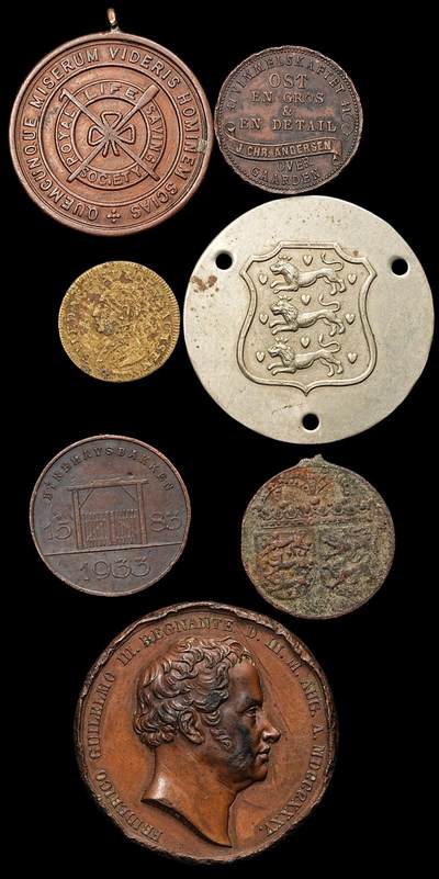 修遠堂世界钱币第111期 - 世界老币章一组，总重82.18g，品烂