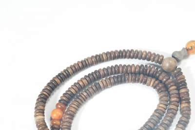 上海都达杂项专场102【全场包邮】  天然绿檀木多圈片珠手串63-317