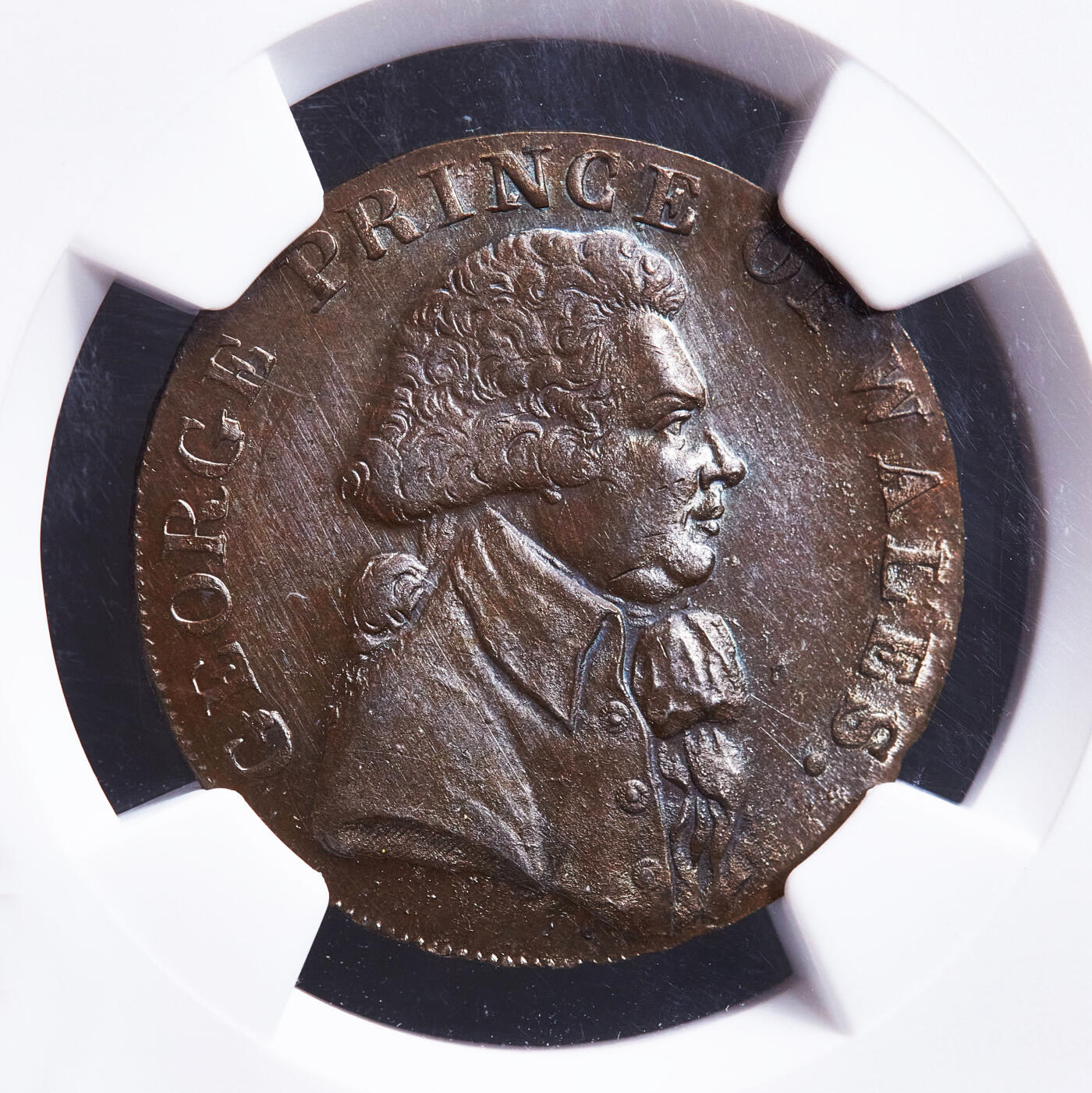 【俄甄集藏】满园春色-2026年(051)04-22星期三 晚 19:30 全场包邮 英国1790年代米德尔塞克思郡威尔士亲王乔治（后来的国王乔治四世）头像1/2便士国家系列皇室纹章版商业代用铜币，NGC MS64，巧克力五彩包浆，原光品相，亚军