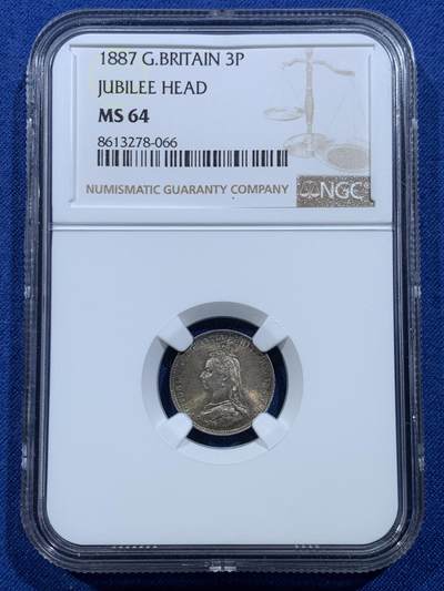 《竞宝斋》第479场 周日，周一 2场连拍 （全场包邮）20级店铺 欢迎送拍 - NGC MS64 英国1887年维多利亚高冠3便士银币，原味原光，品相不错的一枚，凑套必备。