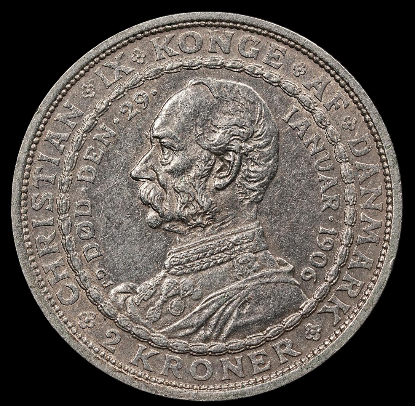 修遠堂世界钱币第111期 1906年丹麦国王更迭纪念2克朗银币 15g，含银80%