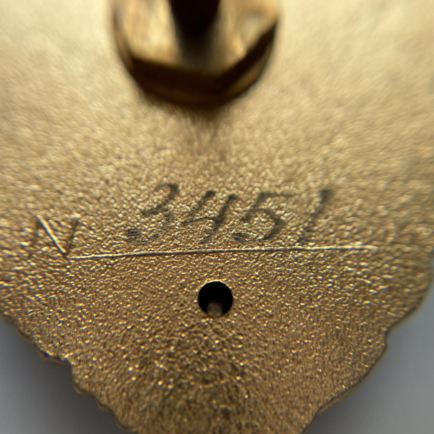 大珍 俄罗斯联邦机要勤务局荣誉成员证章 解体初列宁格勒造币厂 大珍 俄罗斯联邦机要勤务局荣誉成员证章 解体初列宁格勒造币厂