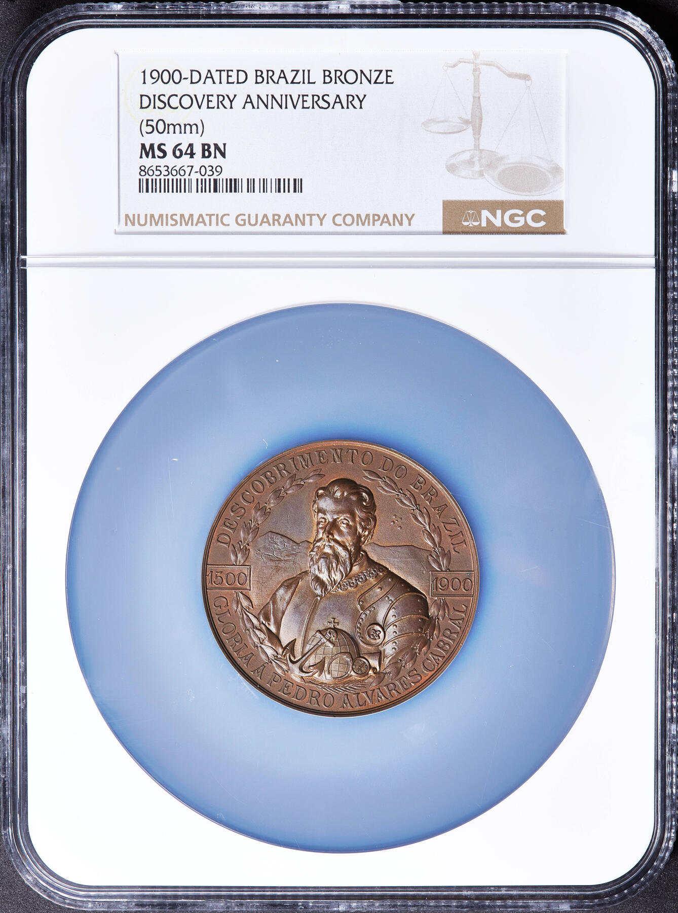 【俄甄集藏】满园春色-2026年(051)04-22星期三 晚 19:30 全场包邮 巴西1900年航海家佩德罗·卡布拉尔头像纪念发现巴西400周年大铜章，NGC MS64，巧克力包浆，顶级品相，里约热内卢历史与地理学会发行，德国纽伦堡劳尔厂铸造，直径：50mm，重：48克，稀有品种