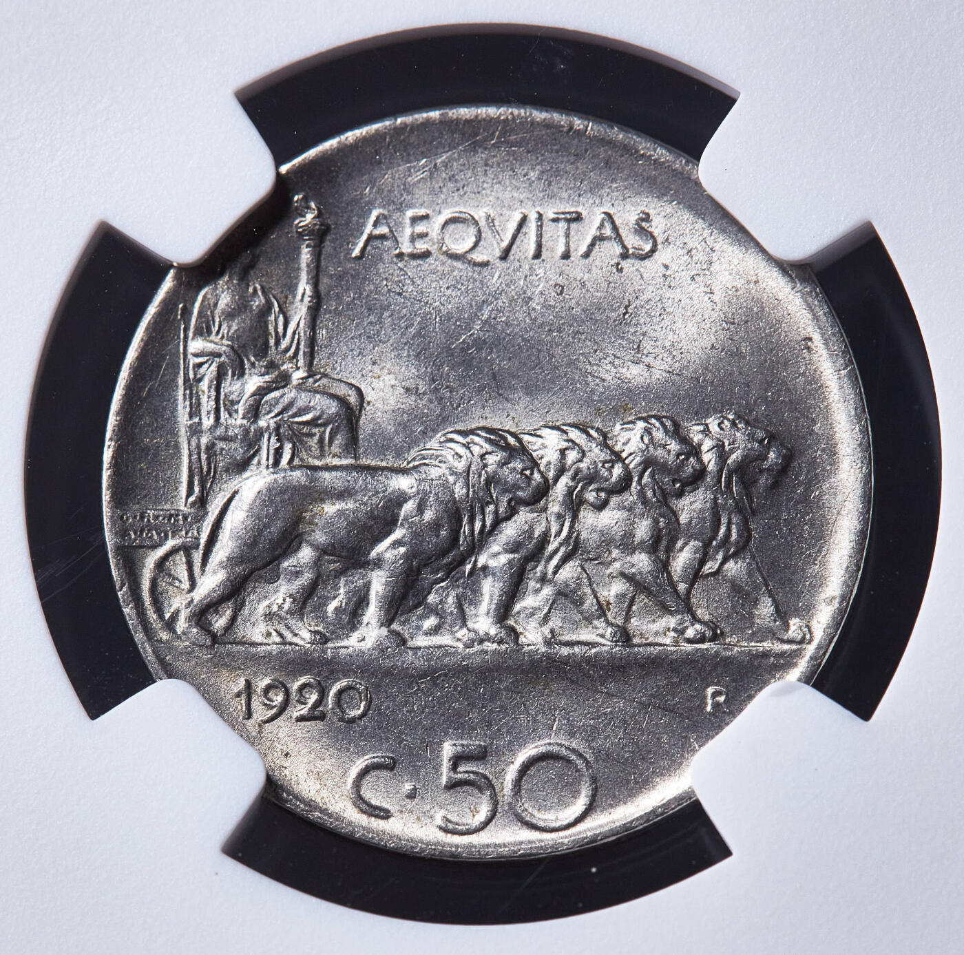 【俄甄集藏】满园春色-2026年(051)04-22星期三 晚 19:30 全场包邮 意大利王国1920年伊曼纽尔三世R版50分女神驭狮镍币，NGC MS63，平边版，转光品相