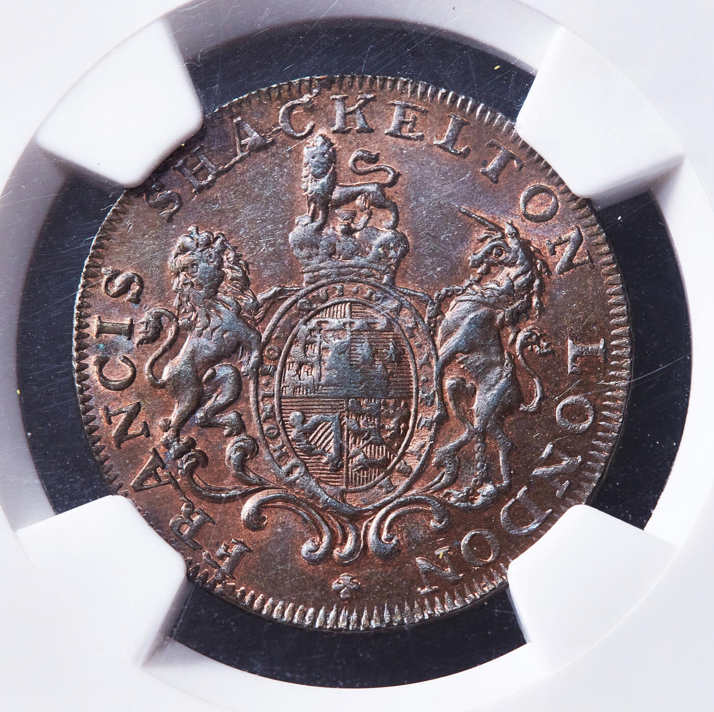 【俄甄集藏】满园春色-2026年(051)04-22星期三 晚 19:30 全场包邮 英国1794年米德尔塞克思郡伦敦蜡烛商人弗朗西斯·沙克尔顿1/2便士皇室纹章与蜡烛作坊商业代用铜币，NGC MS64，巧克力包浆，转光品相，少见品种，冠军分