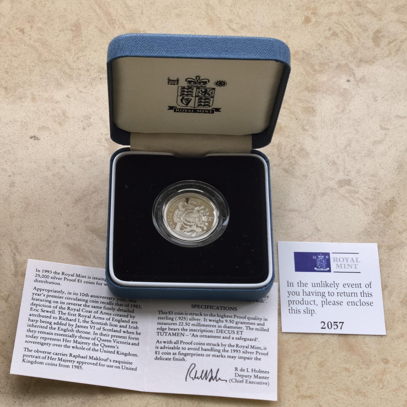 道一币馆币章第一百七十四场 原盒证 英国1993年盾徽1镑精制银币