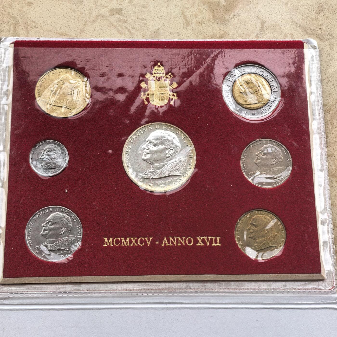 道一币馆币章第一百七十四场 原包装 梵蒂冈1995年清年套币七枚 含1000里拉银币