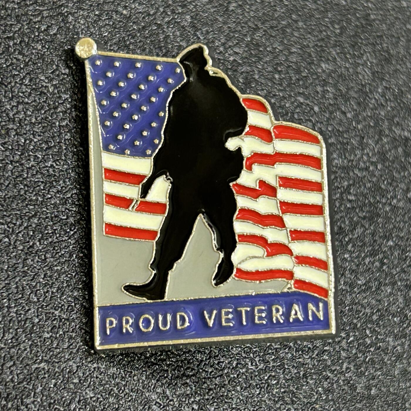 西秦中古拍卖第八十四期  美国老兵协会纪念章