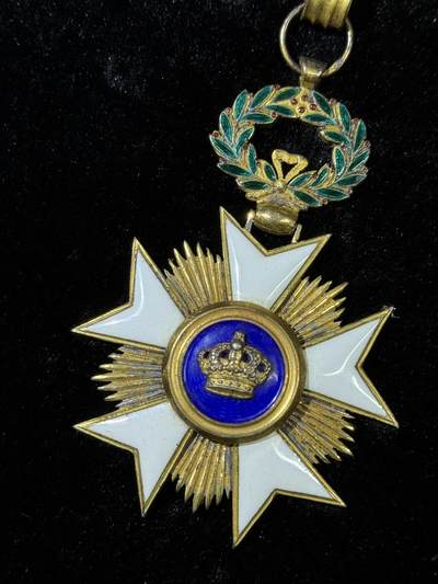 戎马世界章牌大赏第115期 比利时王冠勋章，指挥官级，早期银制，66g