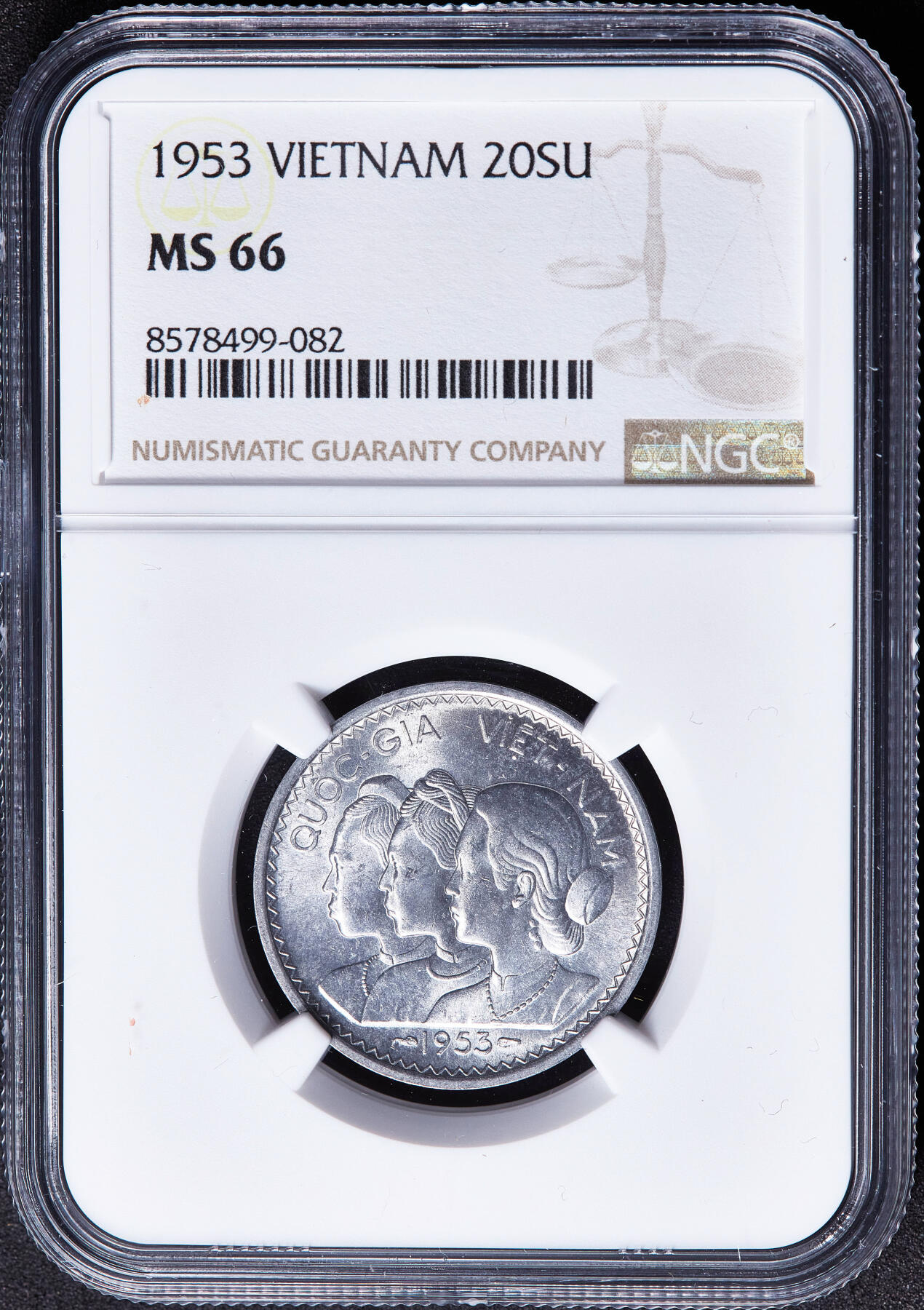 【俄甄集藏】满园春色-2026年(051)04-22星期三 晚 19:30 全场包邮 越南南越1953年三姐妹麦穗20苏铝币，NGC MS66，转光品相，顶级状态