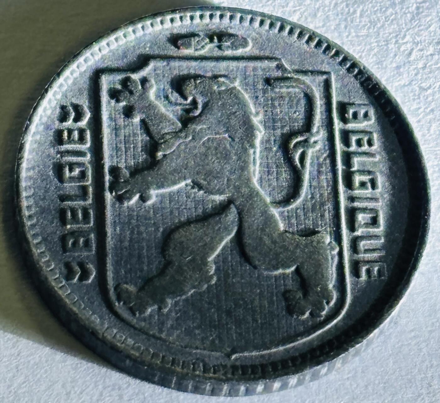 文馨钱币收藏第 300 场，银币，散币，小量德占比利时时期货币，长期接代拍业务 少见好品 1943 年二战时期德占领比利时利奥波德三世时期 1 法郎锌币，第四版本，箭头在左