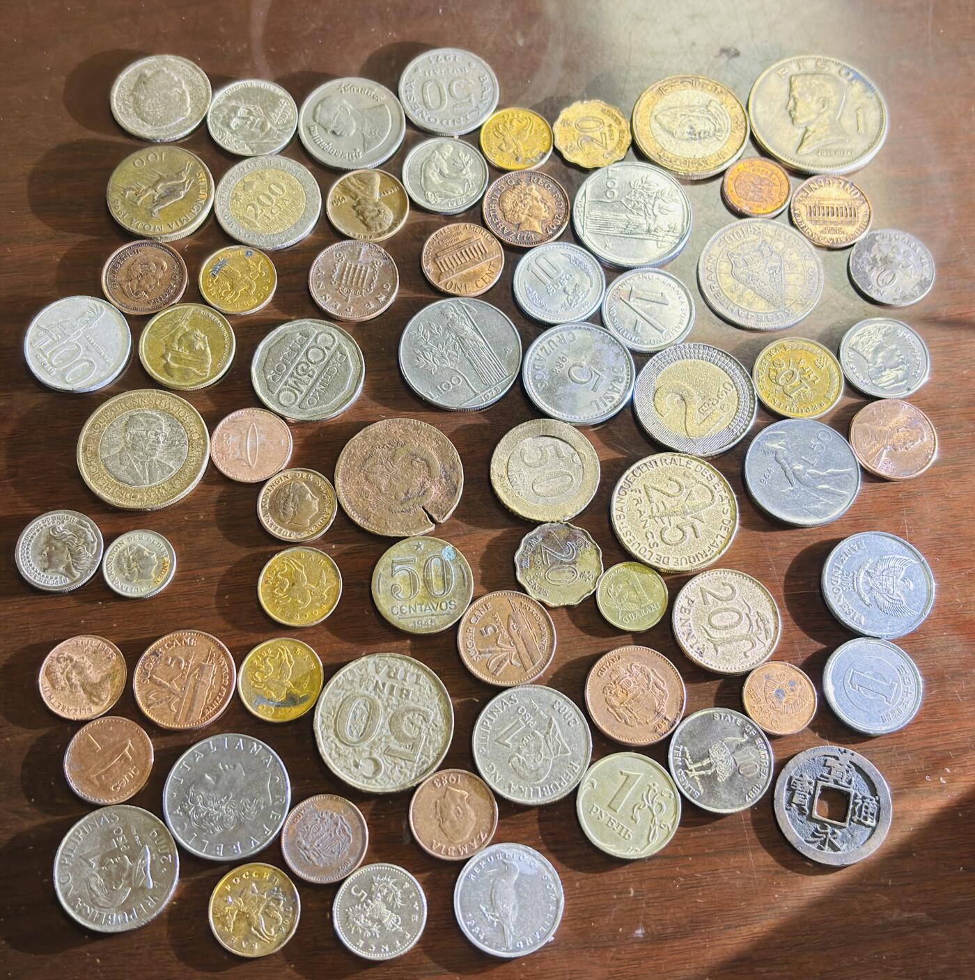 文馨钱币收藏第 300 场，银币，散币，小量德占比利时时期货币，长期接代拍业务 世界各国散币约 69 枚，品如图