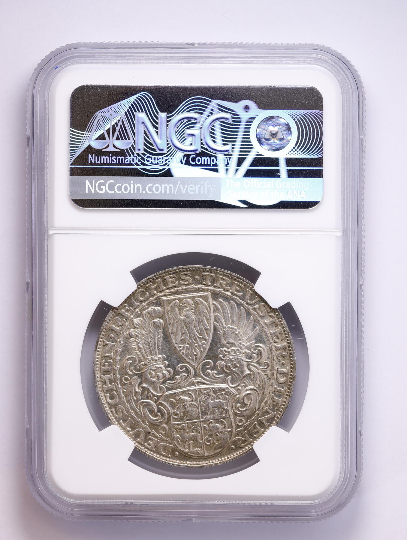 观钱 近现代机制币拍卖No.008（全场顺丰包邮，不区分偏远地区）  1927 年德国魏玛共和国 卡尔・戈茨（Karl Goetz）兴登堡总统 80 岁诞辰纪念银章（KIENAST-386） NGC UNC92 传奇币章雕刻大师卡尔・戈茨（Karl Goetz）作品，淡金彩，镜面底板