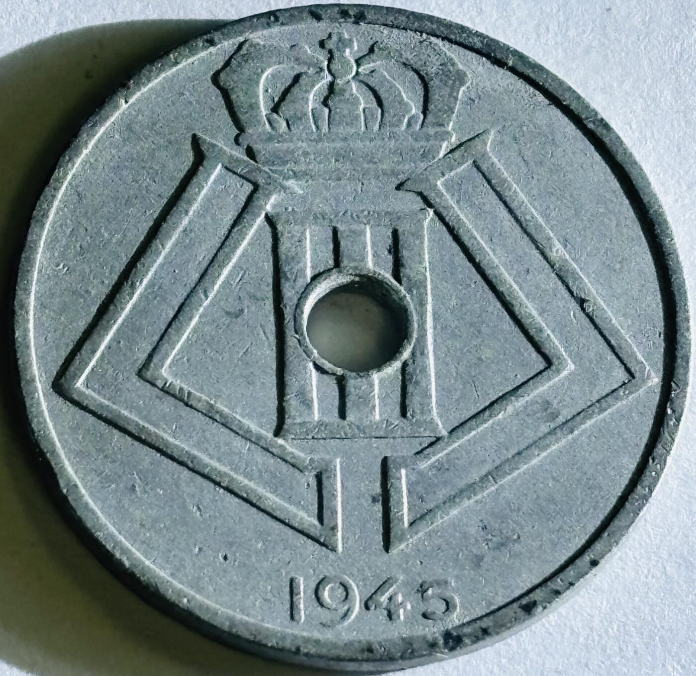 文馨钱币收藏第 300 场，银币，散币，小量德占比利时时期货币，长期接代拍业务 少见好品 1945 年二战时期德占领比利时利奥波德三世时期 25 分锌币，第六版本