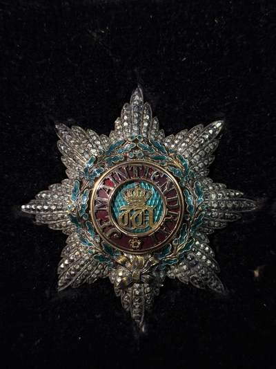 戎马世界章牌大赏第115期 卢森堡橡树叶勋章，银制，大十字级，带盒，卢森堡高级勋赏，非常少见