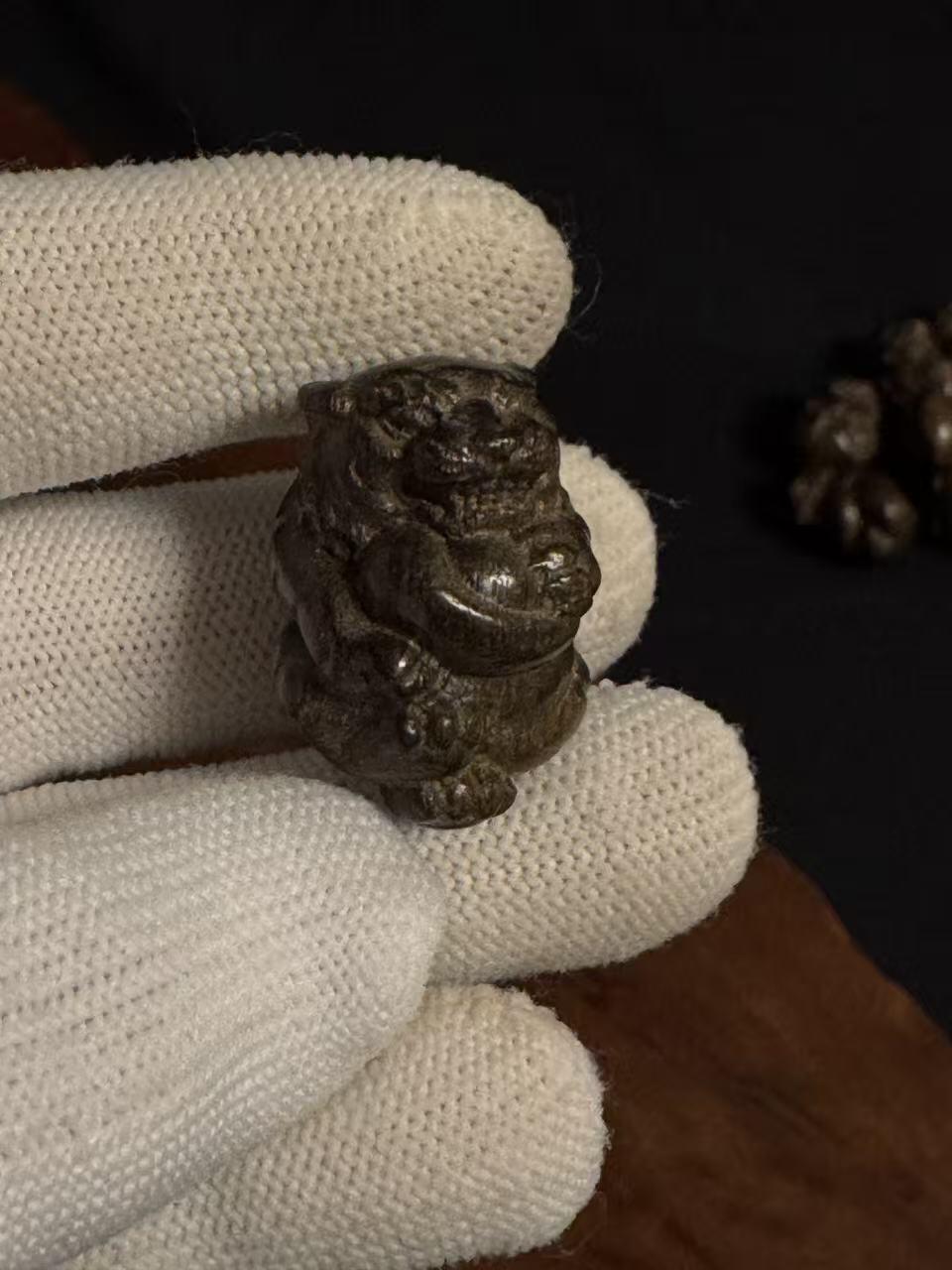 零元拍：金丝楠绿阴沉木拙雕12生肖小摆件，全套。品味闻香。