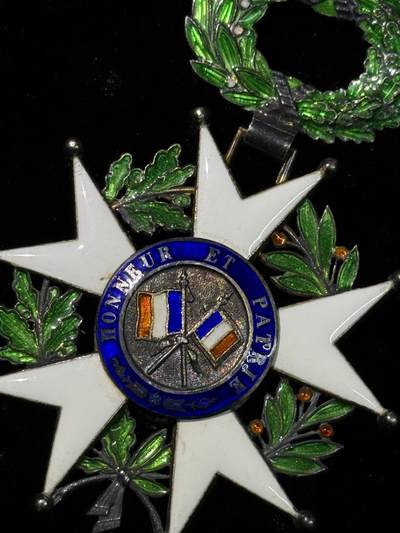 戎马世界章牌大赏第115期 法国荣誉军团勋章，指挥官级，银制