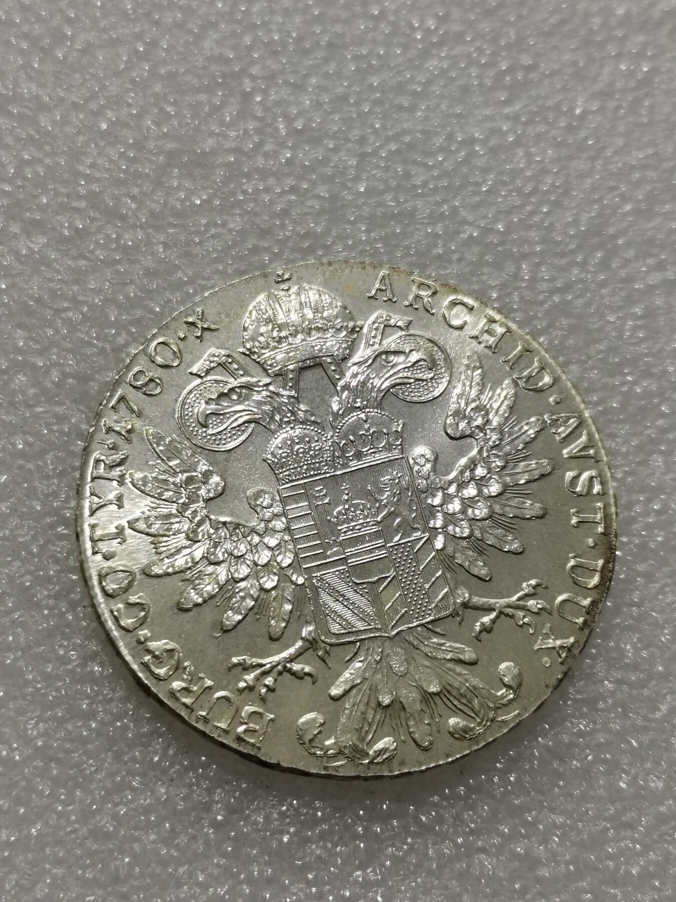 天下钱庄专场欢迎参拍 奥匈帝国大奶妈银币，官方后铸