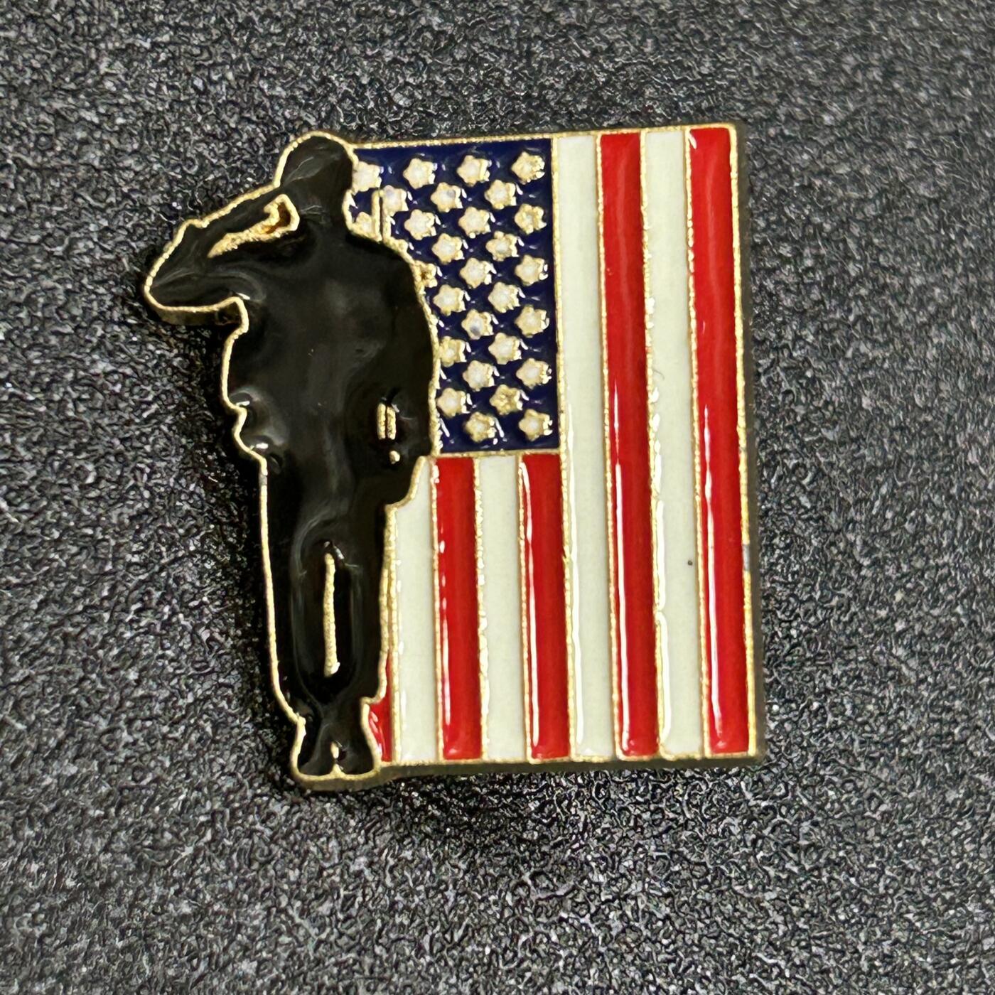 西秦中古拍卖第八十四期  美国老兵协会纪念章