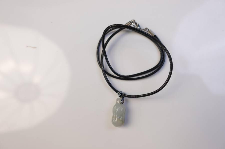 上海都达杂项专场八十一【全场包邮】  天然冰种翡翠（A货）花生挂件63-356