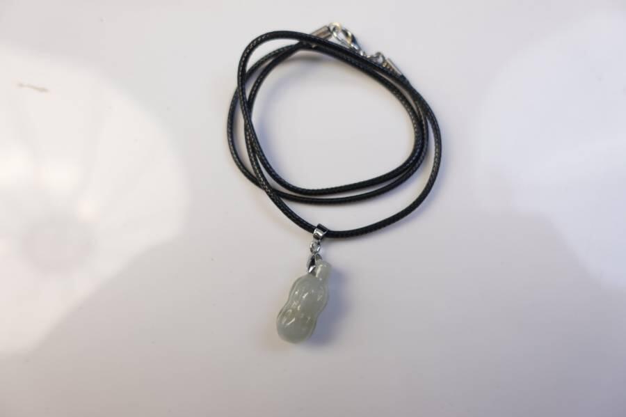 上海都达杂项专场八十一【全场包邮】  天然冰种翡翠（A货）花生挂件63-356