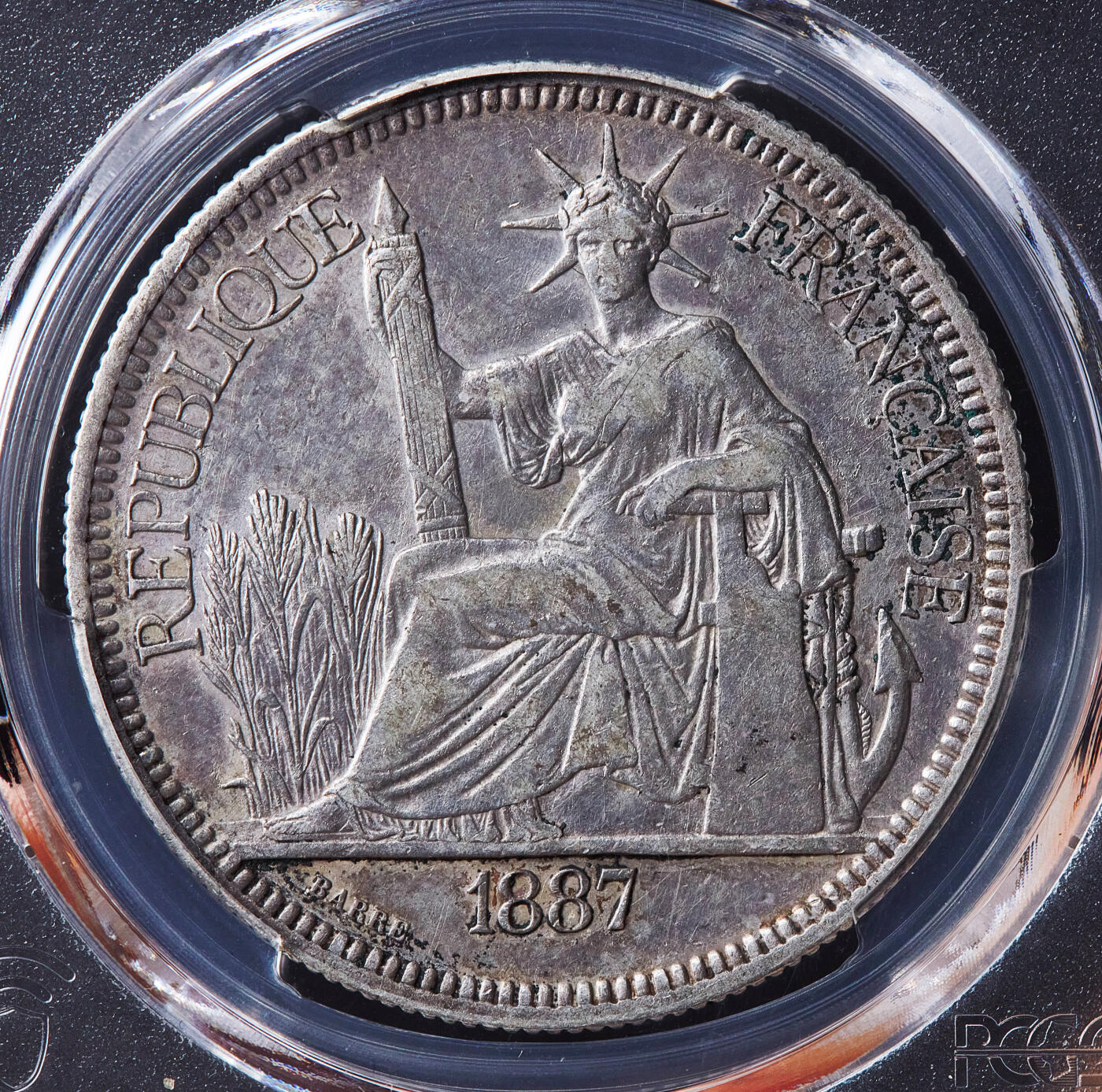 【俄甄集藏】满园春色-2026年(051)04-22星期三 晚 19:30 全场包邮 法属印度支那1887年1皮阿斯特加重坐洋大银币，PCGS XFD，原味包浆