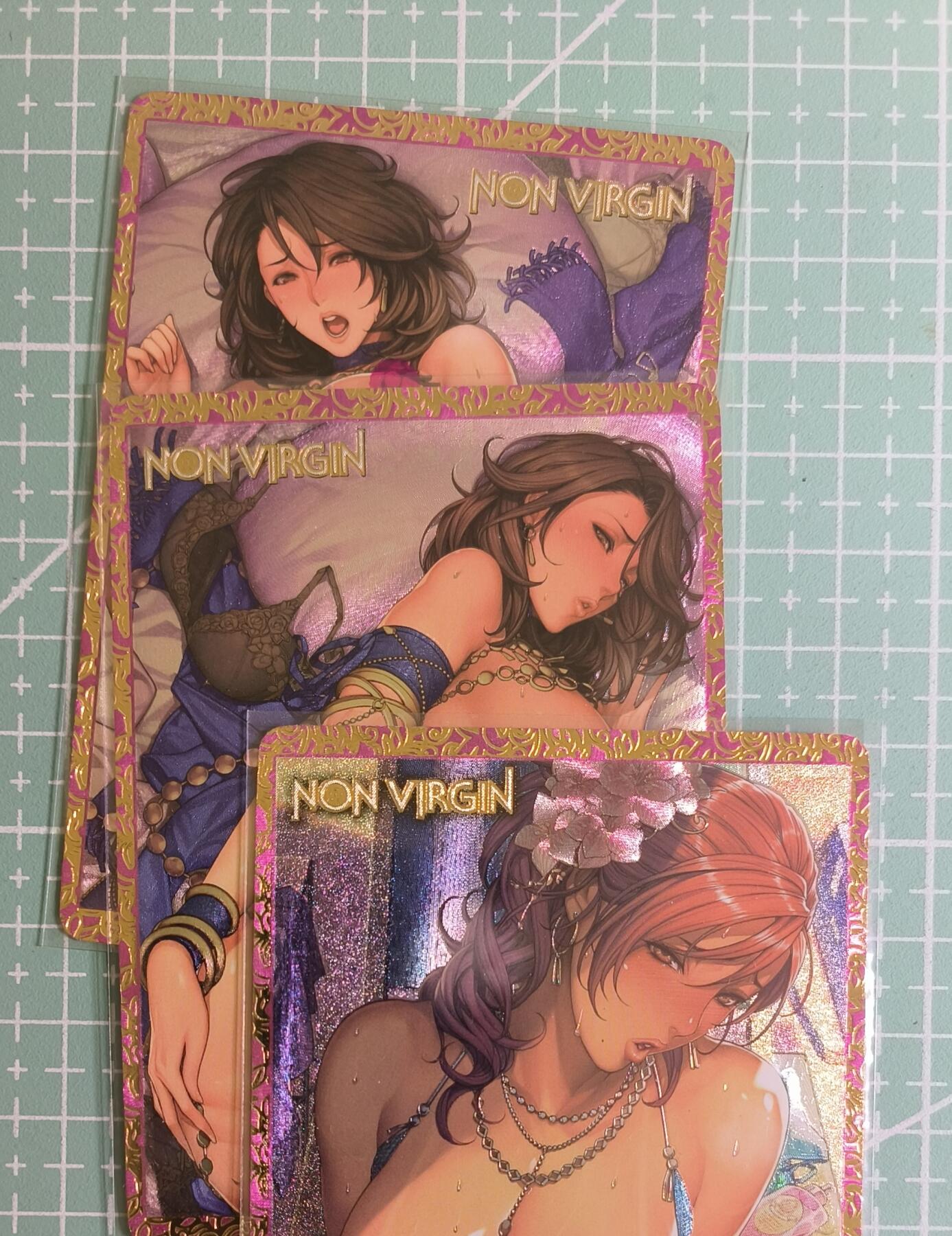 C先生卡牌 第27期 持续收拍品中…零手续费代拍 【温感折光】漫画《织田non》第一弹 3张(工艺非常精美，艺术卡)