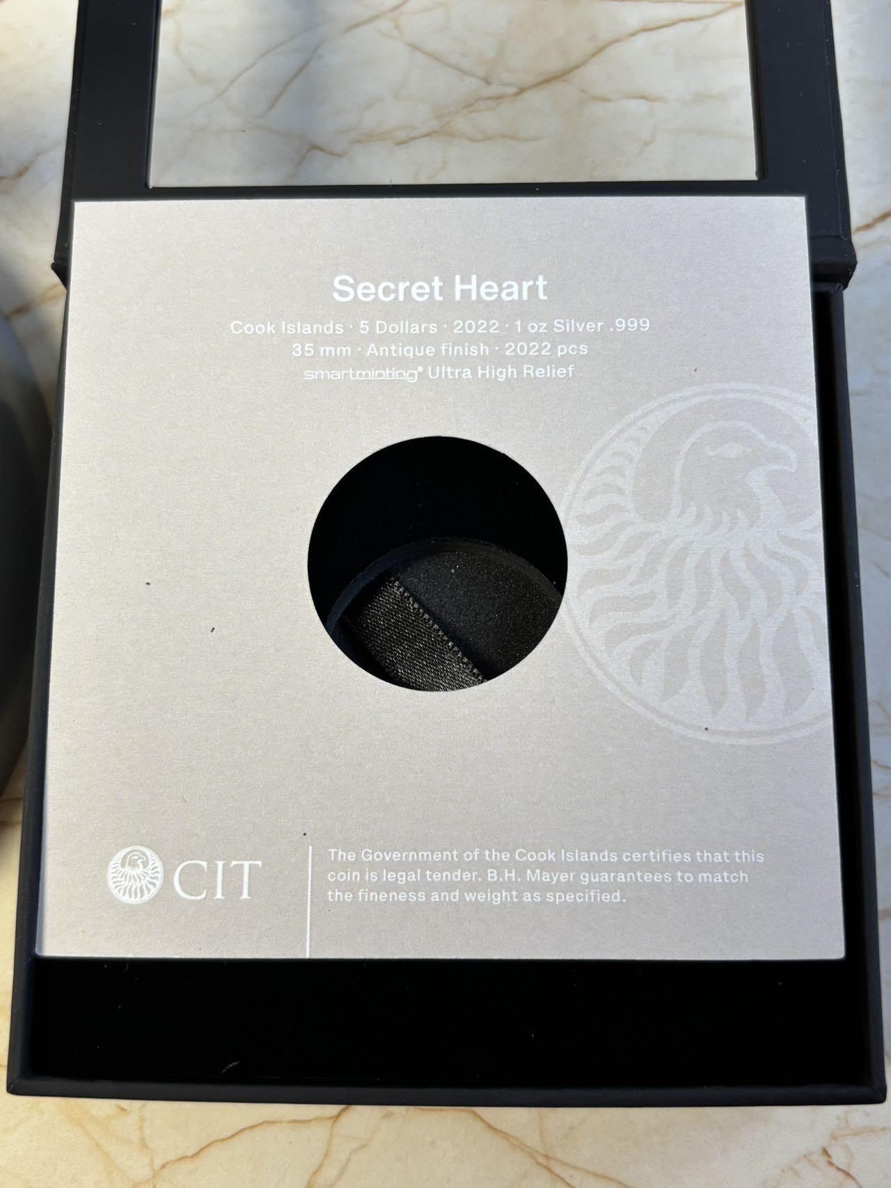 第197期拍卖 库克2022年5元高浮雕仿古银币 秘密的心 1盎司999银 发行量:2022 盒证全