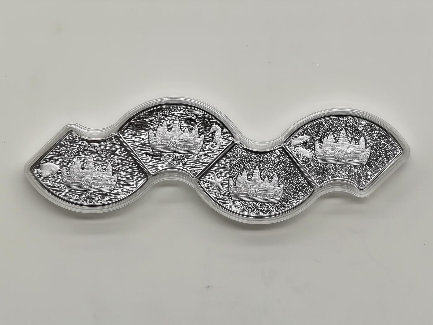 博洋堂世界钱币拍卖第168期（全场包邮） 柬埔寨2014年3000瑞尔4枚彩色异形精制银币 海洋生物 4X1/2盎司999银 发行量：3千套 盒证全