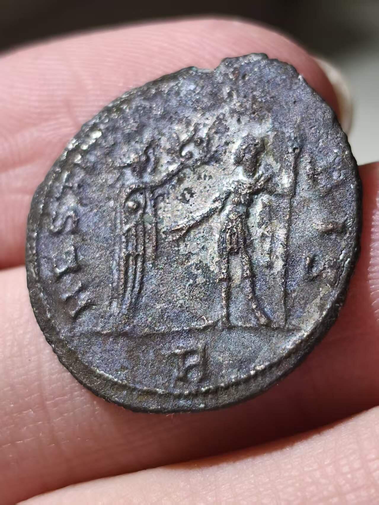 星盘世界钱币拍卖低佣金福利场(不直播) 古罗马世界光复者奥勒良洗银币，正面国王戎装，背面女神授予国王花环