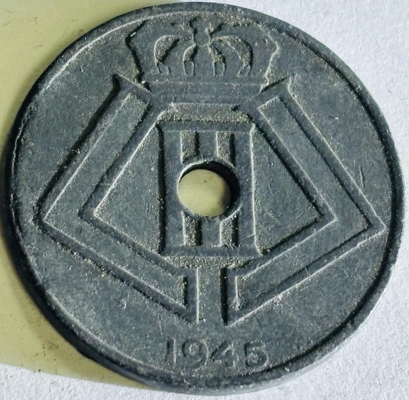 文馨钱币收藏第 300 场，银币，散币，小量德占比利时时期货币，长期接代拍业务 少见 1945 年二战时期德占领比利时利奥波德三世时期 25 分锌币，第六版本