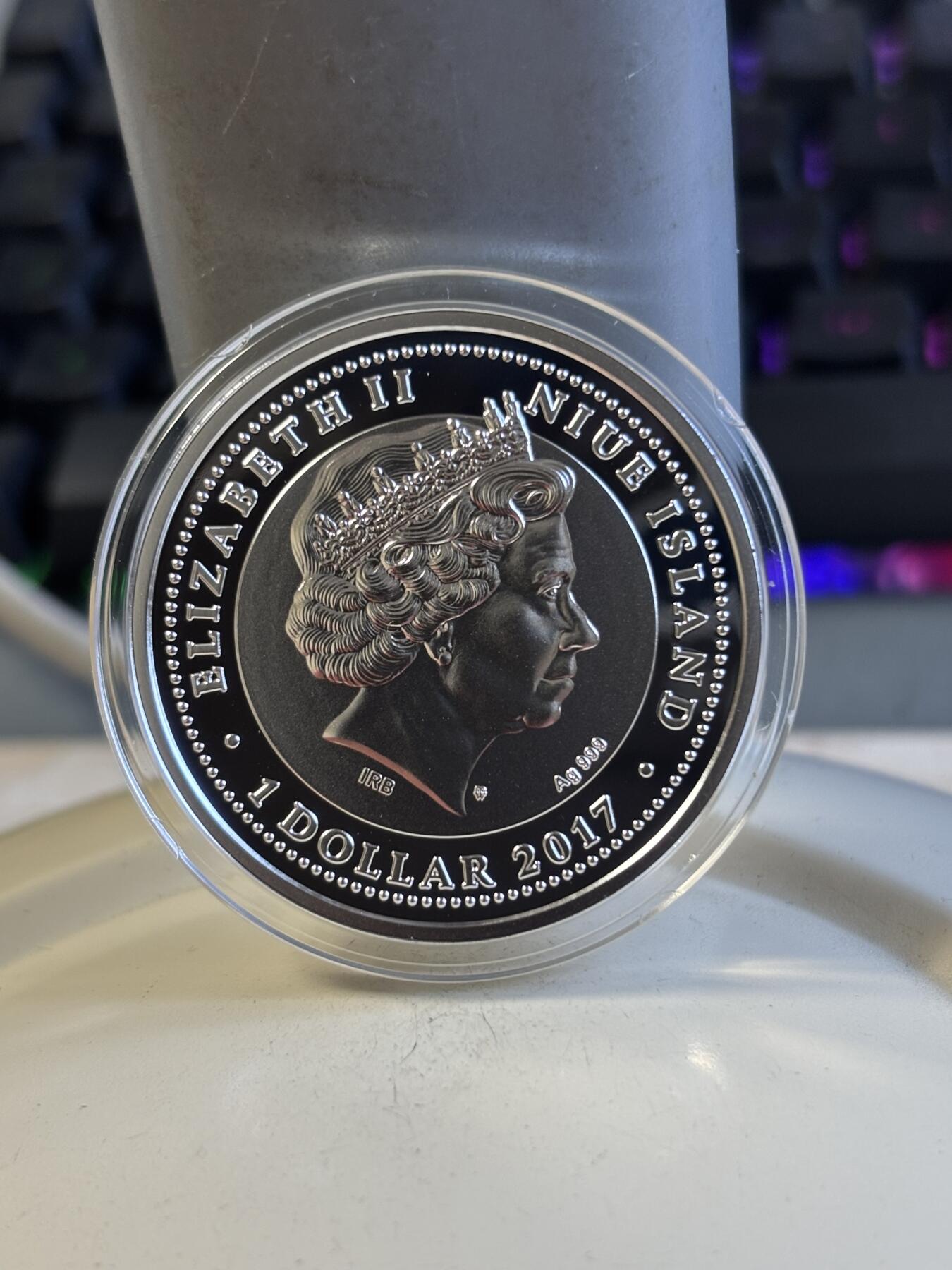 第197期拍卖 纽埃2017年1元彩色精制银币 2017年伦敦田径冠军赛 17.5克999银 发行量：999 盒证全