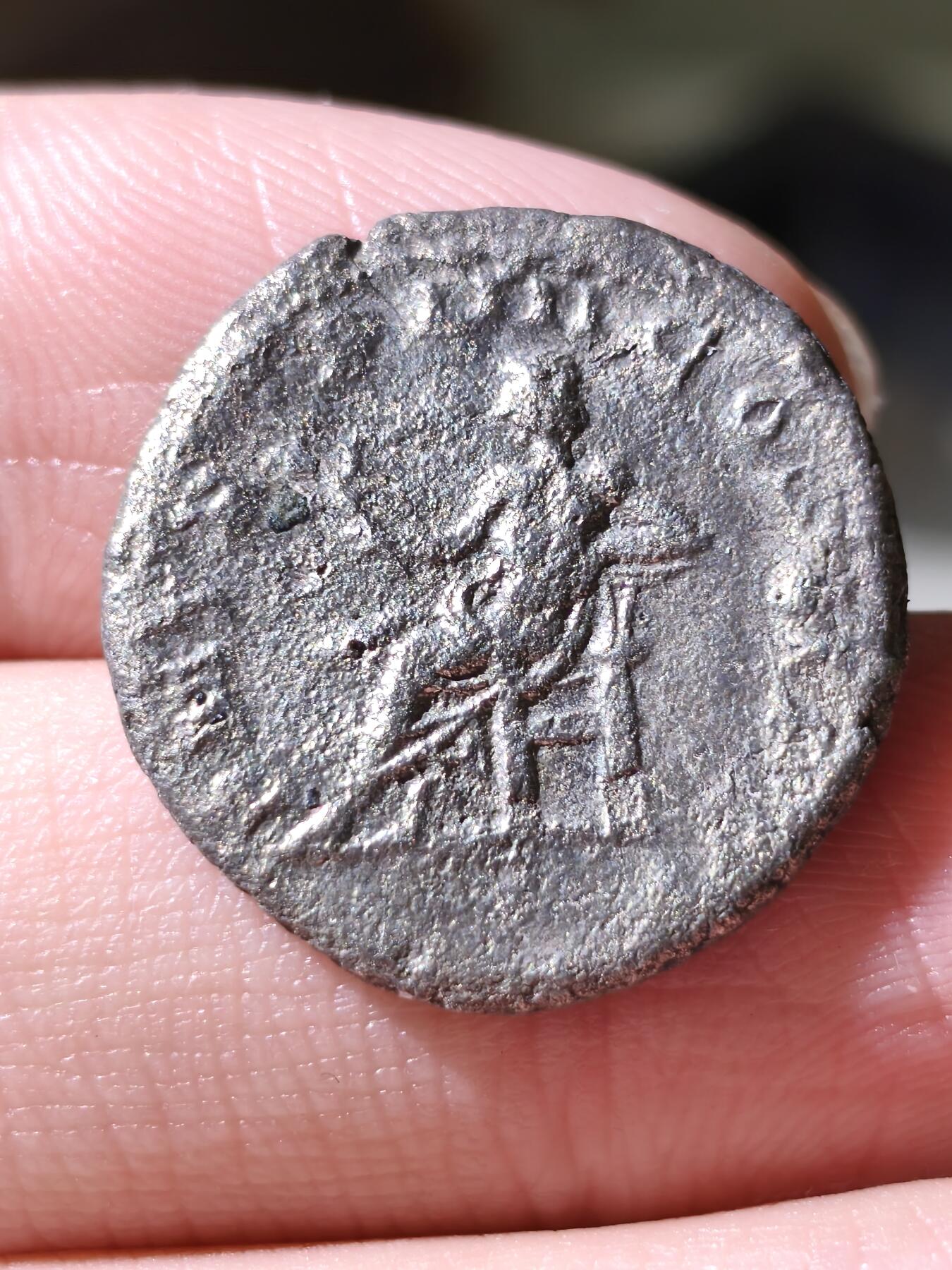 星盘世界钱币拍卖低佣金福利场(不直播) 罗马帝国 公元238-244年 戈尔迪安三世 安东尼安银币。