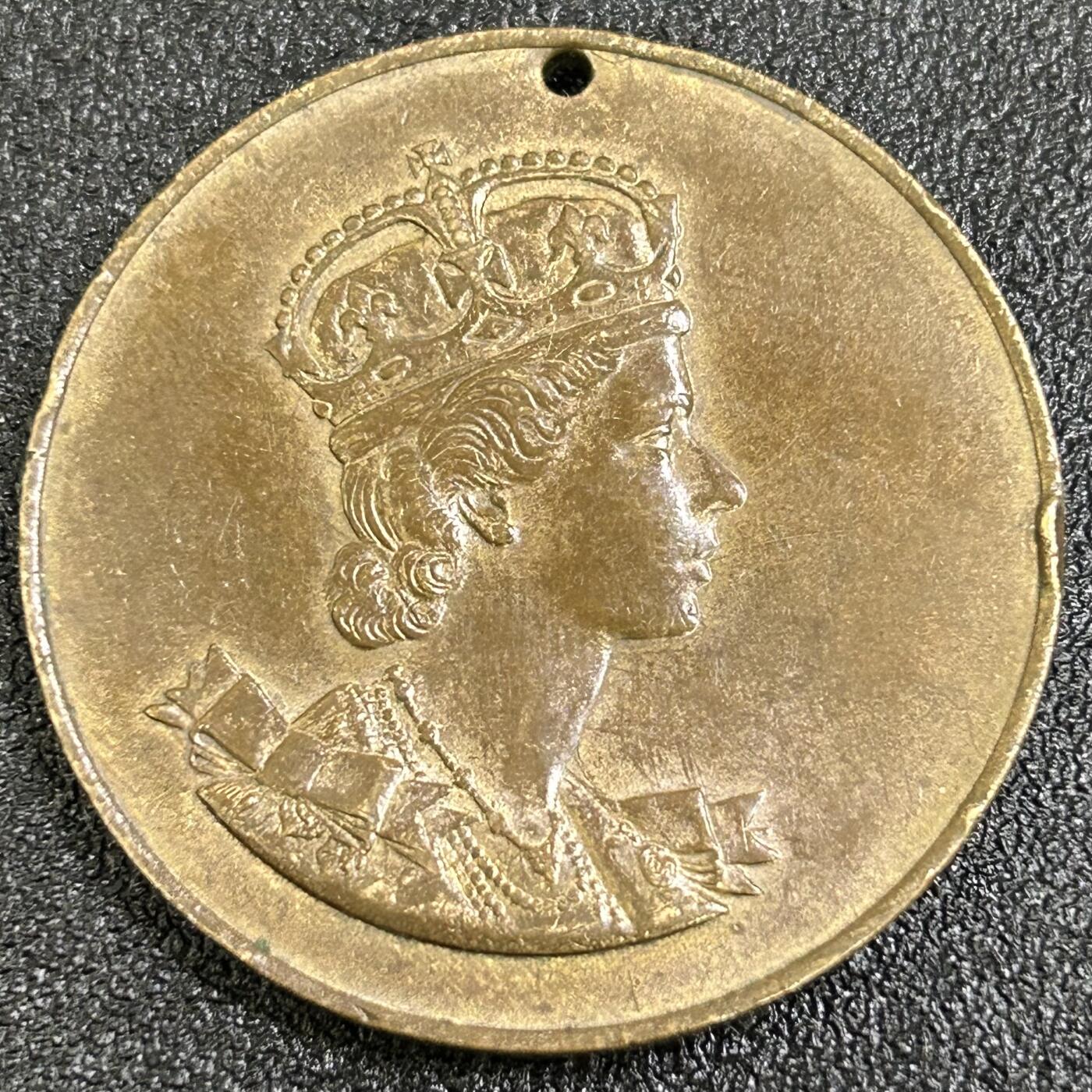 西秦中古拍卖第八十四期  新西兰1953～1954年伊丽莎白女王皇家访问奖章