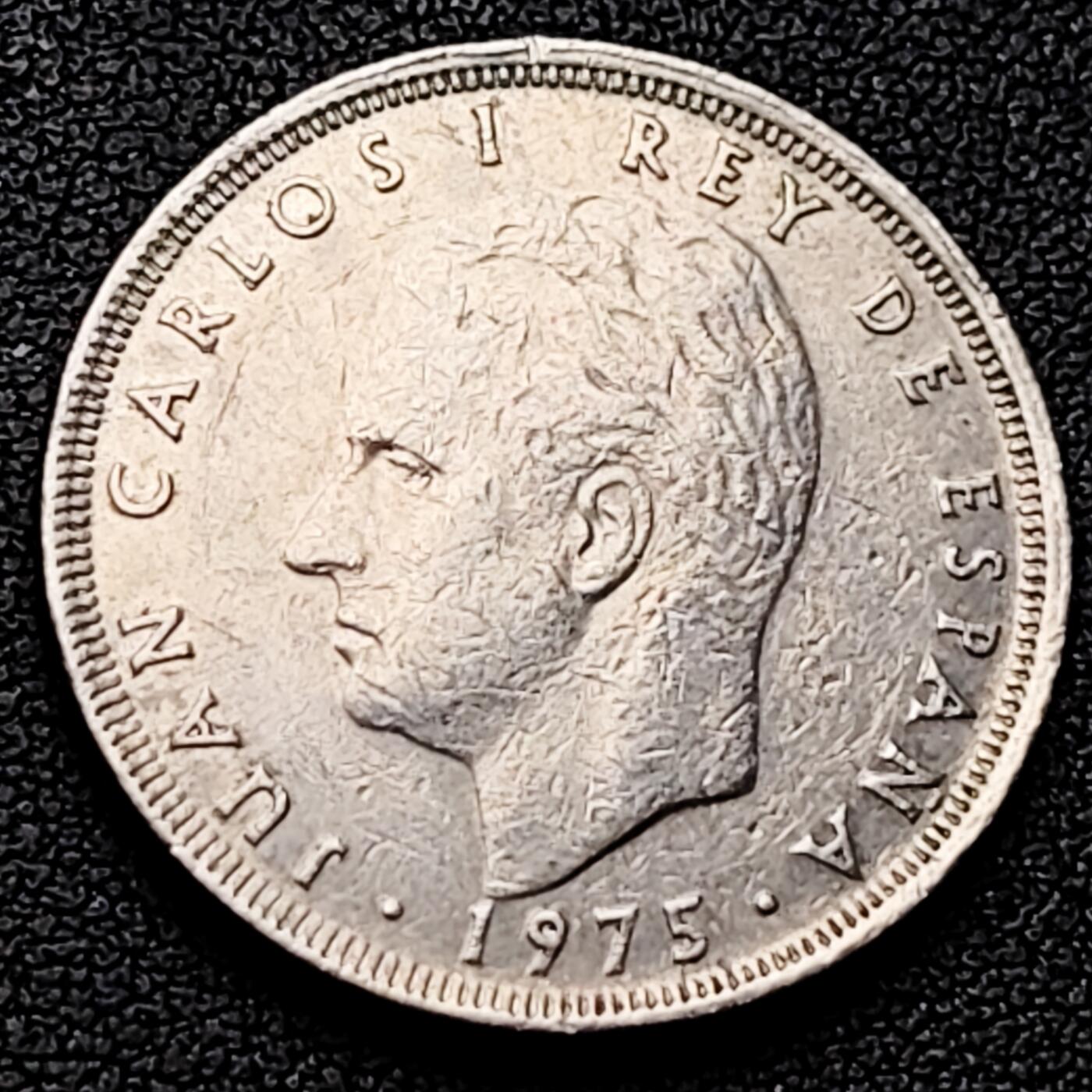 泉币菌-第226场-拍品多 请提前出价 西班牙1975年25比萨塔 卡洛斯一世 铜镍币 26.5mm 