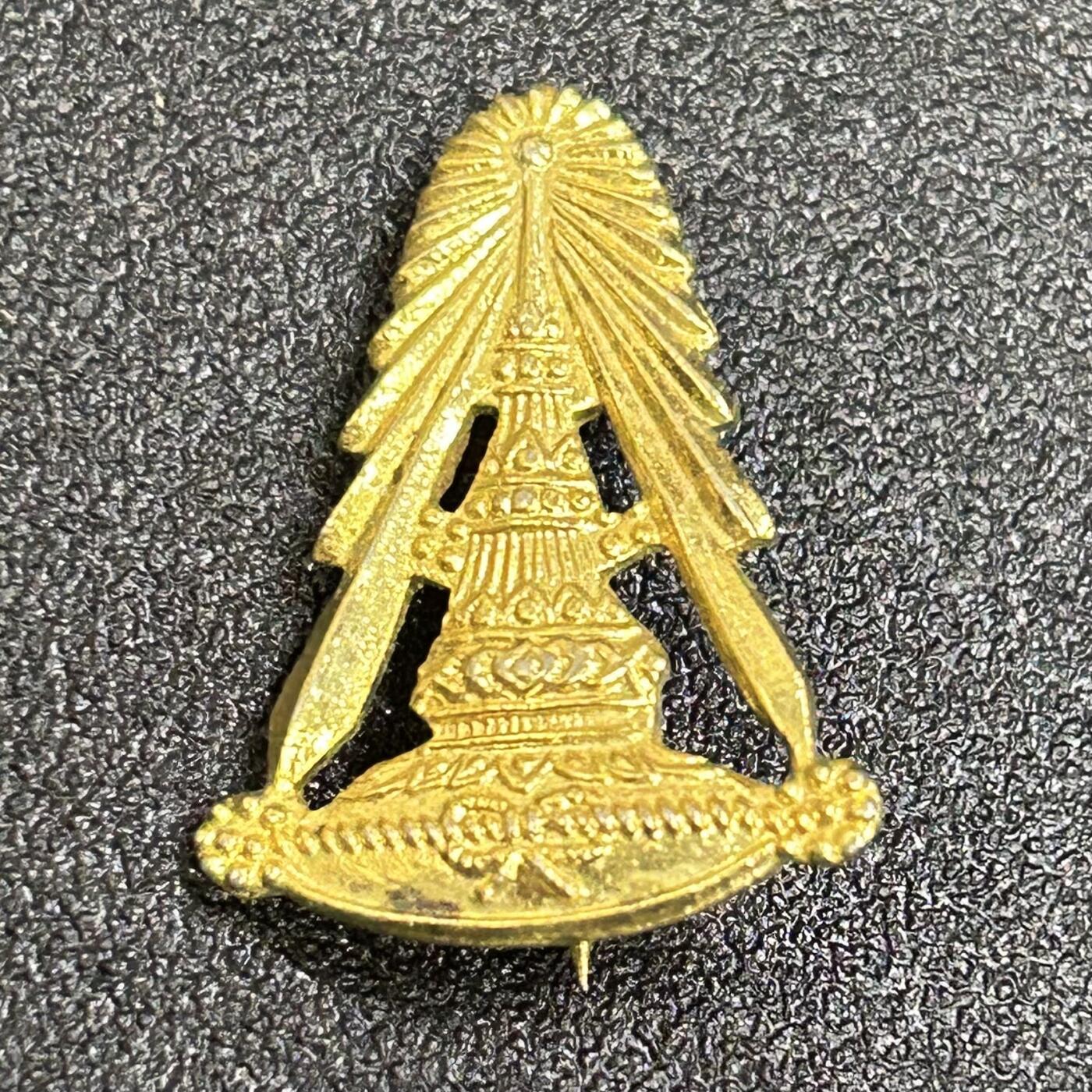 西秦中古拍卖第八十四期  泰国著名高校学府 朱拉隆功大学校徽