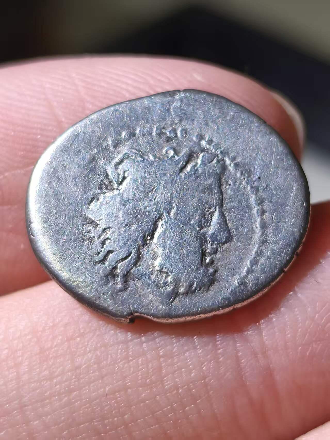 星盘世界钱币拍卖低佣金福利场(不直播) 罗马共和国银币1维多利亚图斯“胜利币”。公元前211年发行于罗马厂。