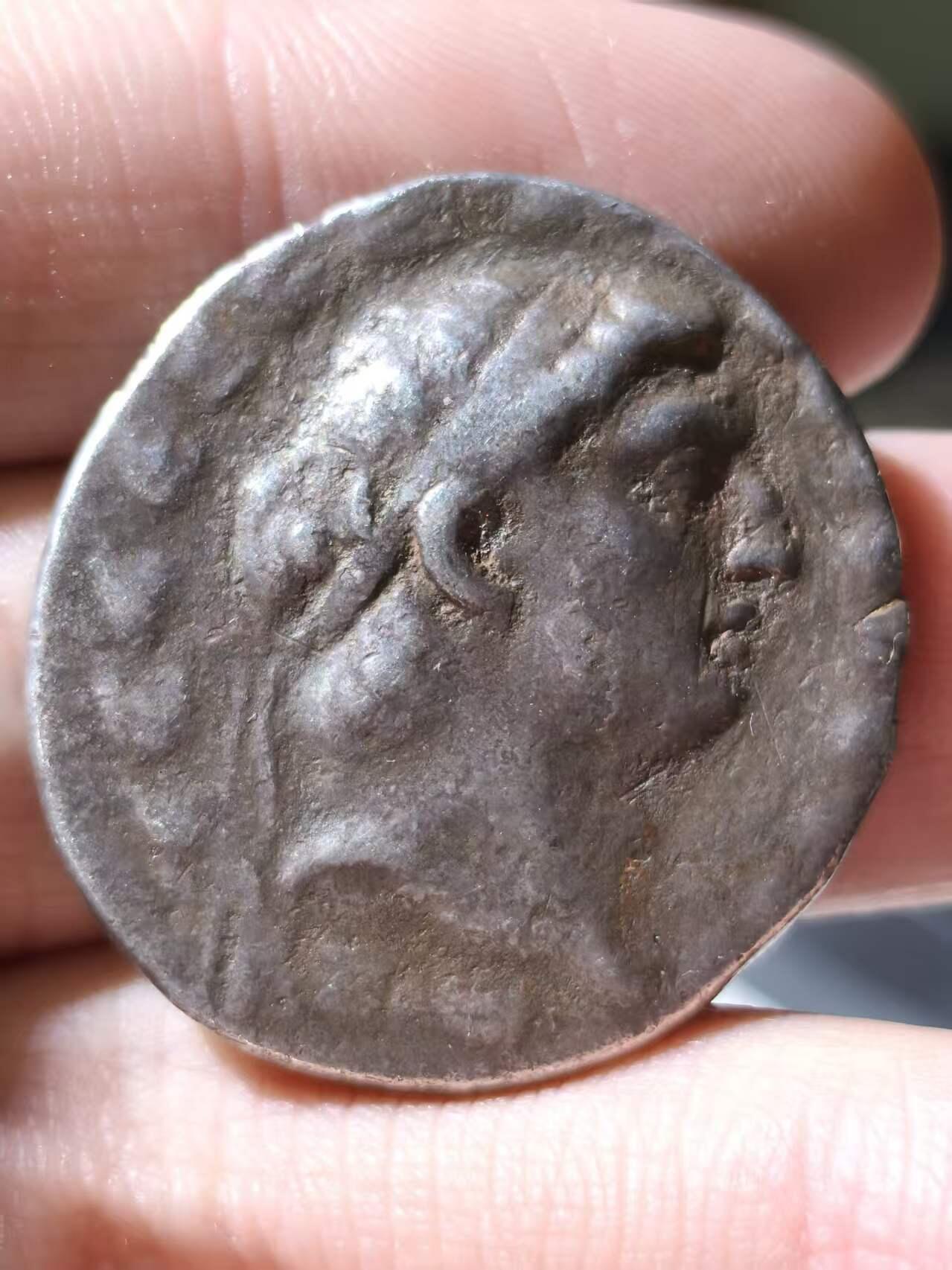 星盘世界钱币拍卖低佣金福利场(不直播) 精品四德！塞琉古帝国大银币 16.49g德米特里一世 公元前162-150年 四德拉克马银币 背面是财富女神tyche。他年幼在罗马作为人质长大，冒险逃回东方，击败幼年国王与摄政Lysias夺位，但与篡位者亚历山大·巴拉斯的内战中败北身死