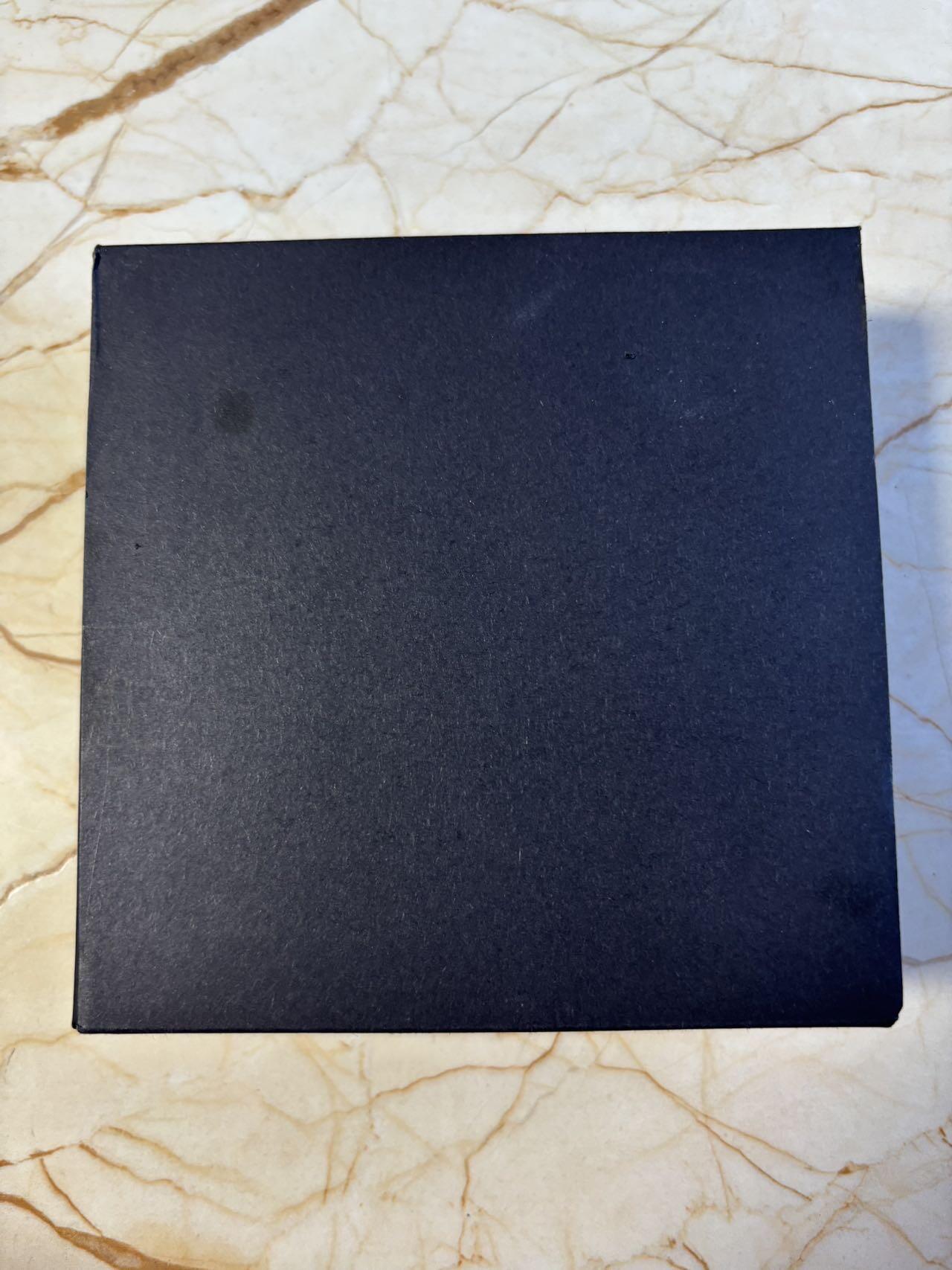 第197期拍卖 库克2022年5元高浮雕仿古银币 秘密的心 1盎司999银 发行量:2022 盒证全