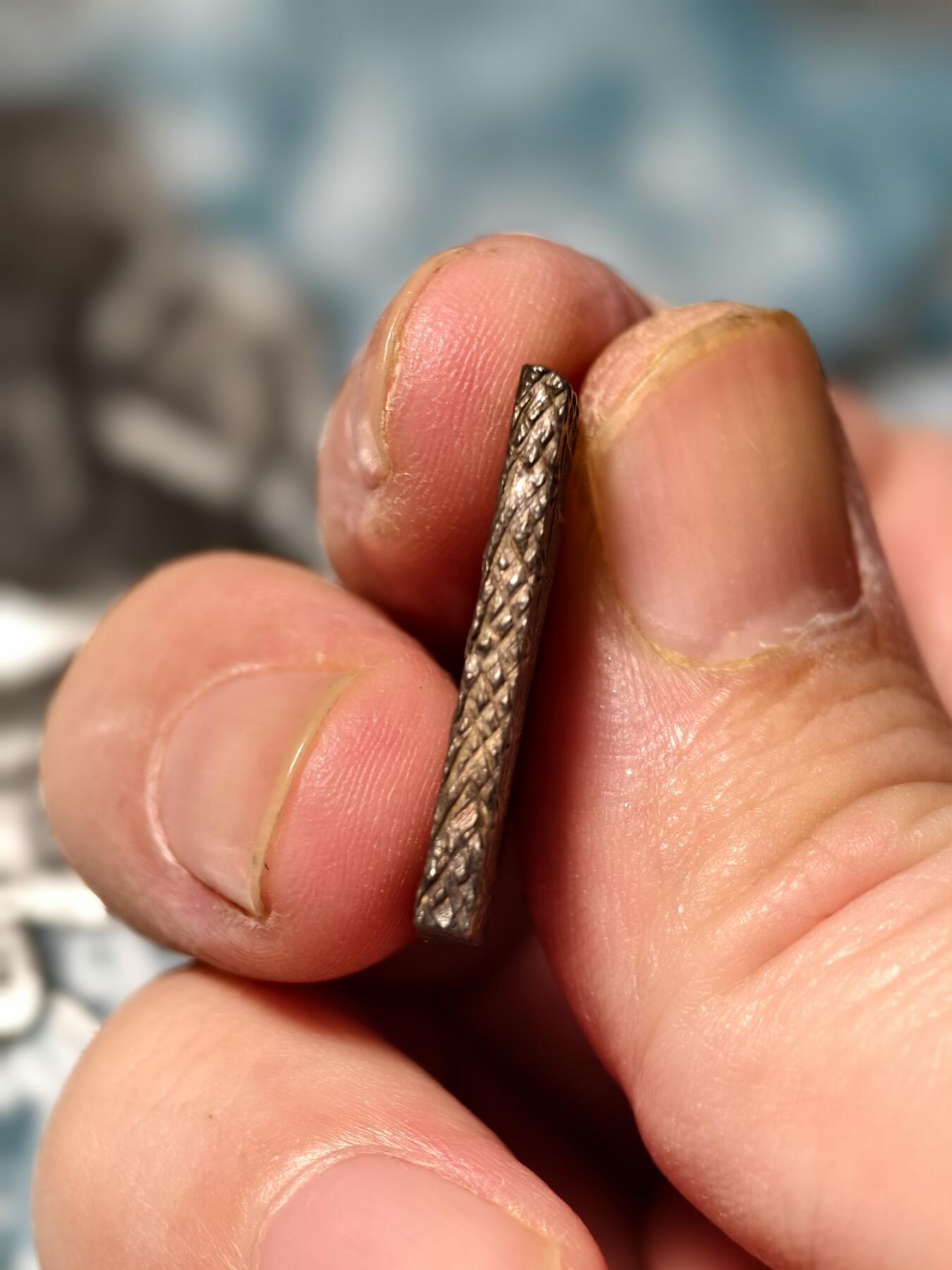 抚柳草堂-第二十五期章牌钱币  奖章勋章 满百包邮 放漏专场 19世纪日本一分银 安政版别重8.7g  边道斜纹网搓 无戳无划品相很不错