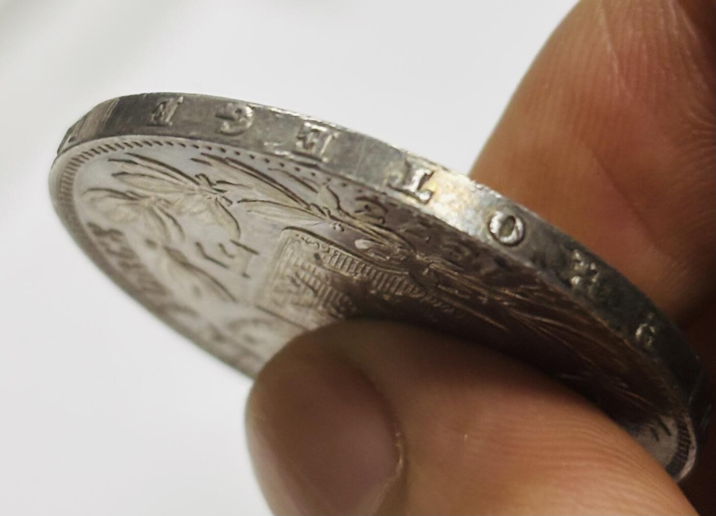 文馨钱币收藏第 300 场，银币，散币，小量德占比利时时期货币，长期接代拍业务 UNC 级别 1873 年比利时利奥波德二世 5 法郎大银币 第二版大头版 25 克 900 银，裸币这个品相算是非常不错的