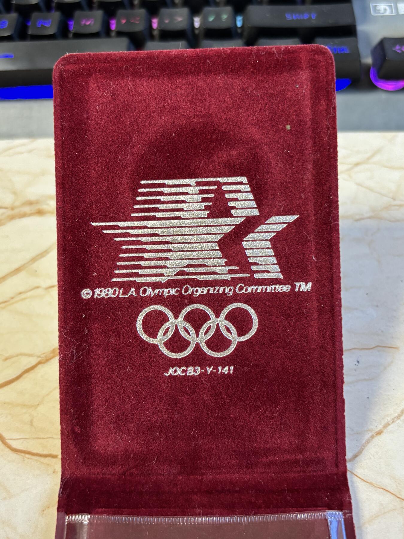 第197期拍卖 美国1983年1元精制银币（S版） 洛杉矶奥运会系列-掷铁饼 卡装26.72克900银