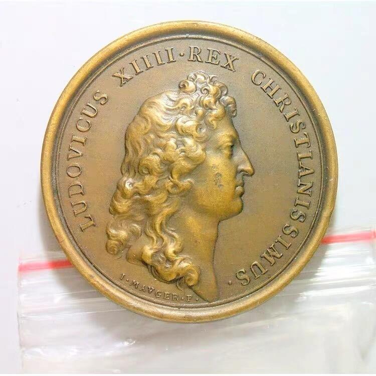 【旋风钱币】4月18日19:00准时开拍 精美欧洲币章、银币银章、第三帝国钱币等 全场包邮！ 法国纪念1660年 太阳王路易十四+皇后高浮雕精制大铜章 40MM